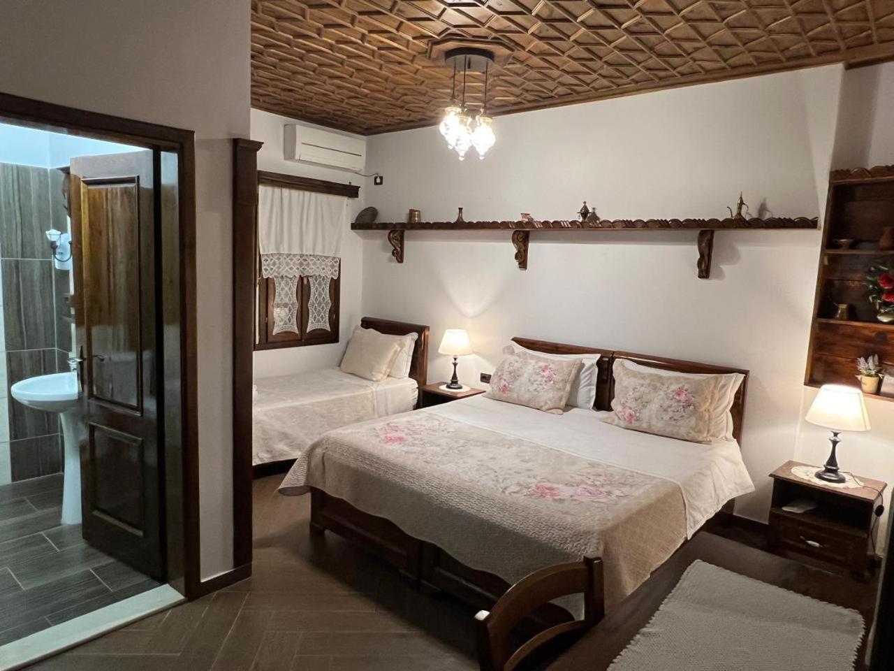 Hotel Kaceli بيرات المظهر الخارجي الصورة