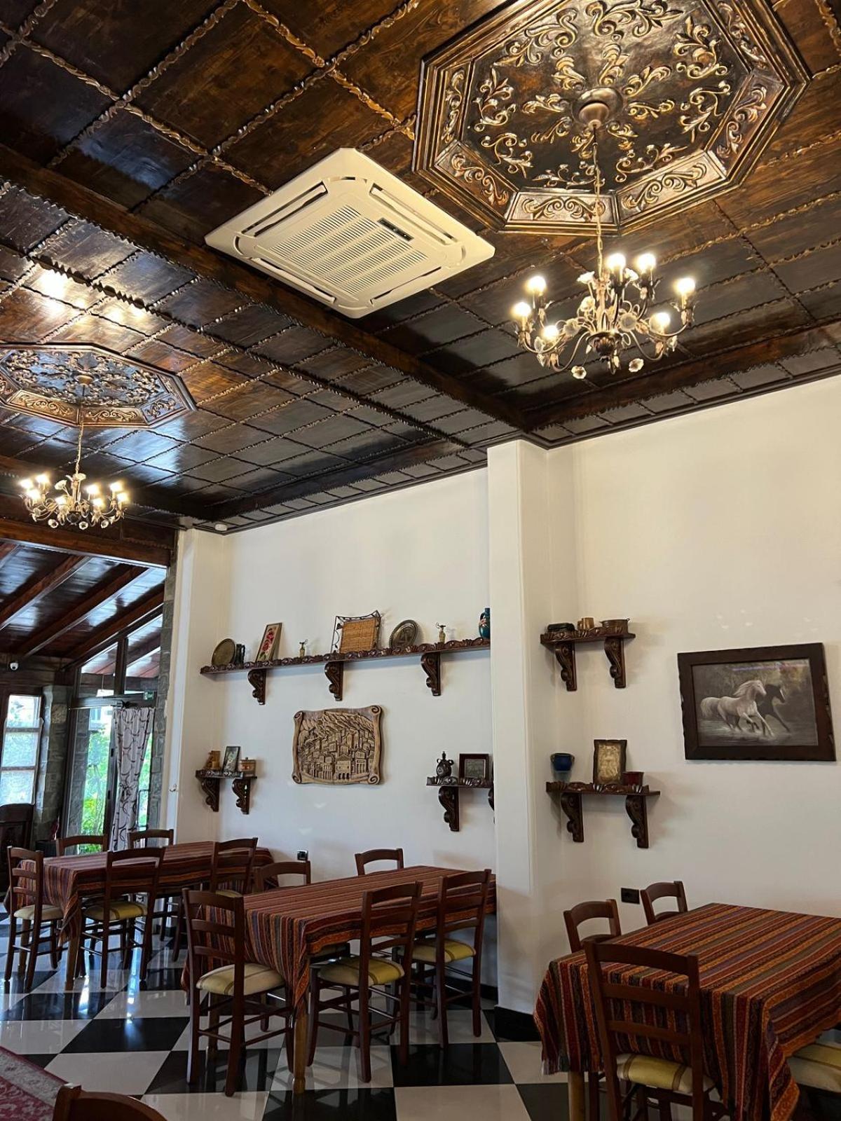 Hotel Kaceli بيرات المظهر الخارجي الصورة