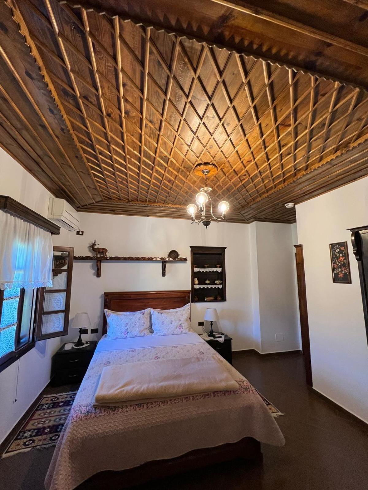 Hotel Kaceli بيرات المظهر الخارجي الصورة